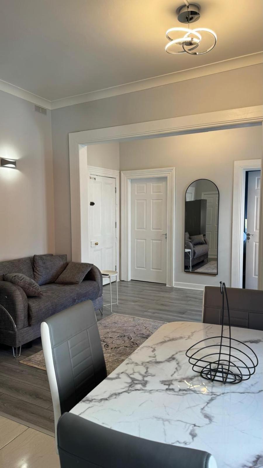 Modern 2-Bedroom Apartment-Dublin City Esterno foto